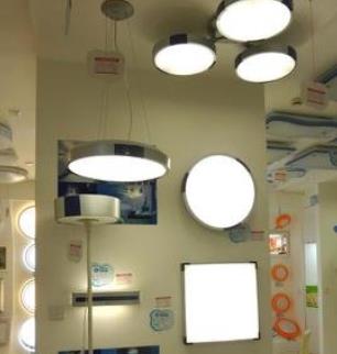 ���Ԫ�����ܷ��z��